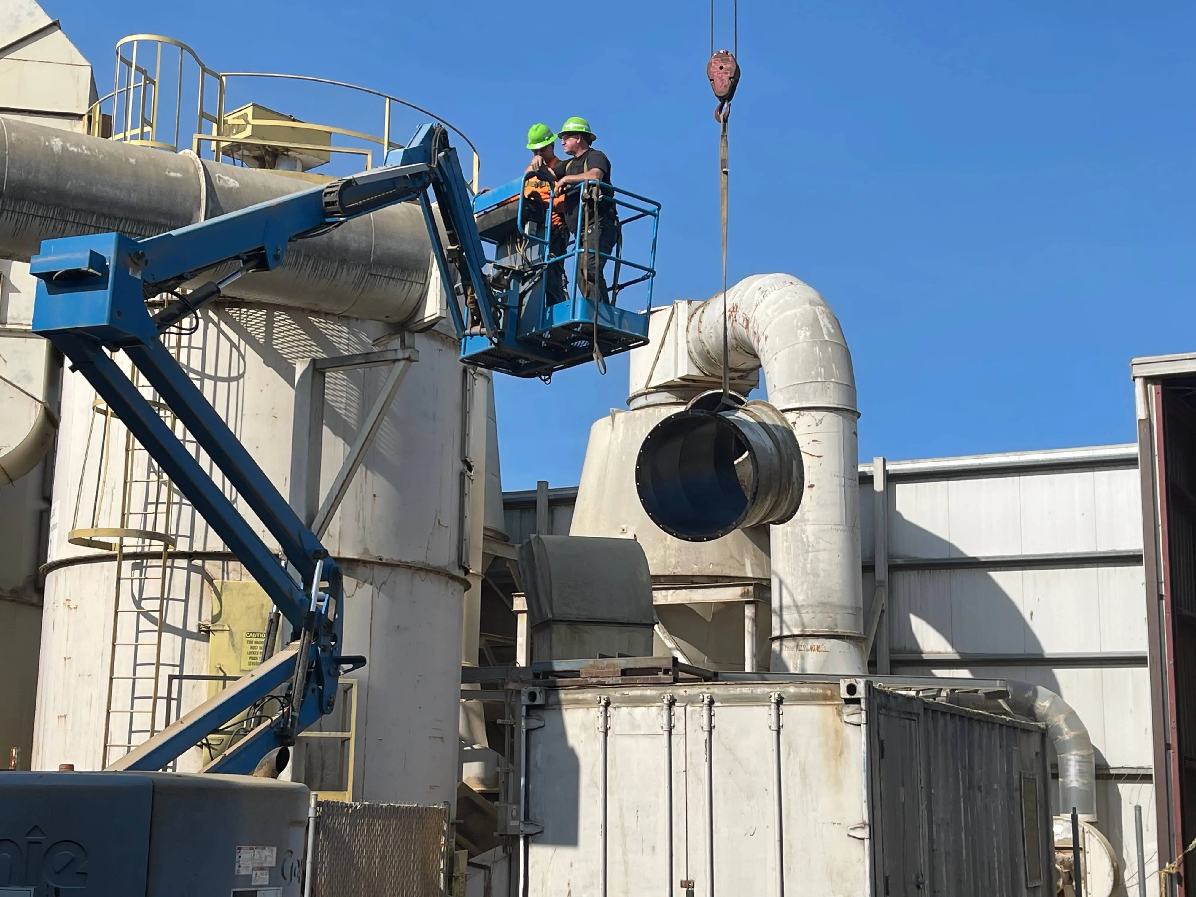 New duct lines being installed at Metrie, Ferndale
