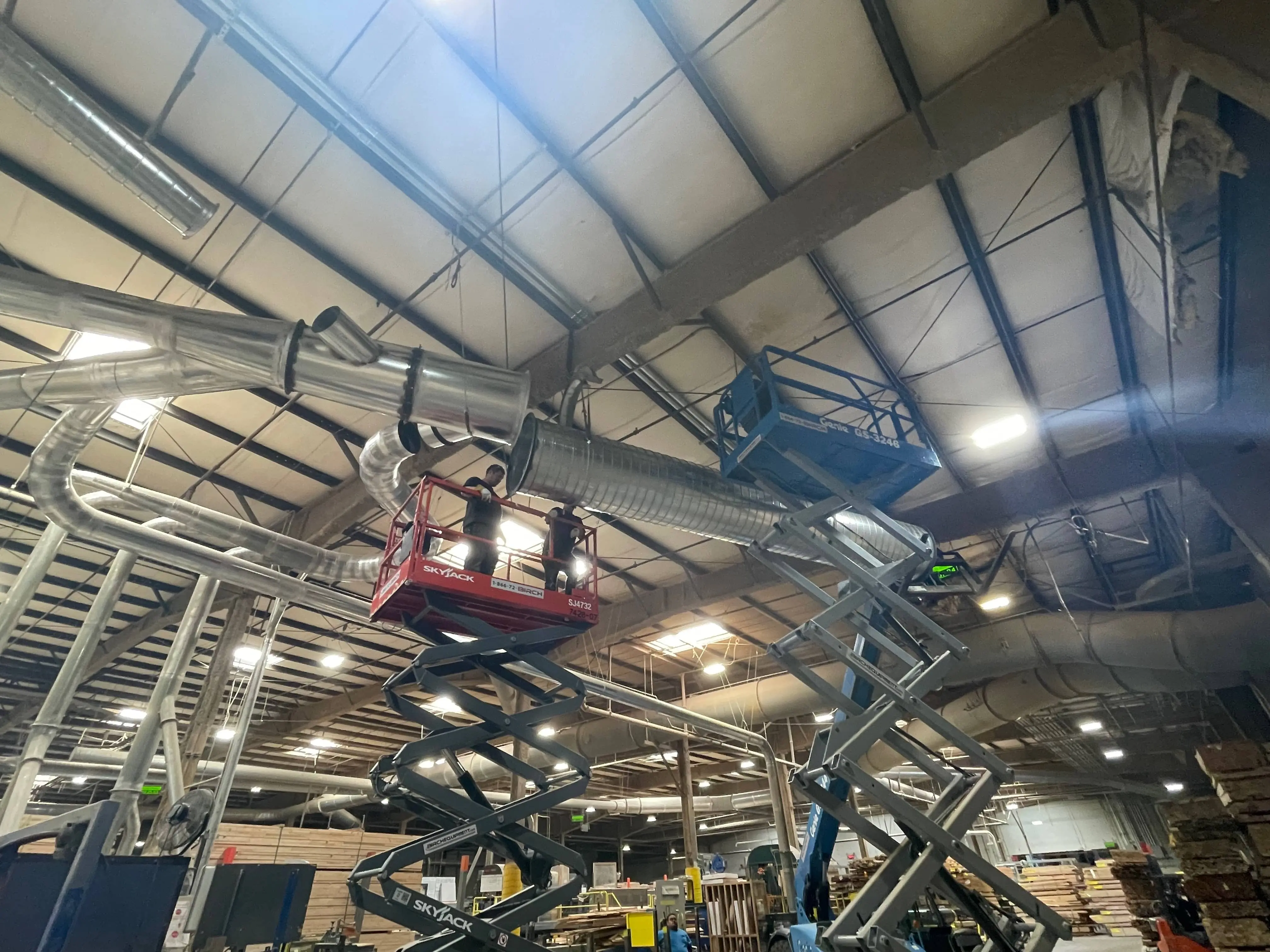 New duct lines being installed at Metrie, Ferndale