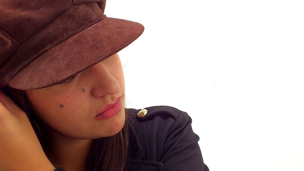 Boinas y Bascas en Cuero