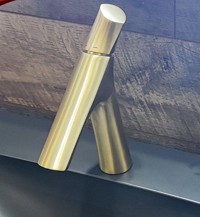 Miniatura: TORNEIRA LINDA PARA BANHEIRO OU LAVABO ESTILOSA LUXO LACQUA OURO ESCOVADO
