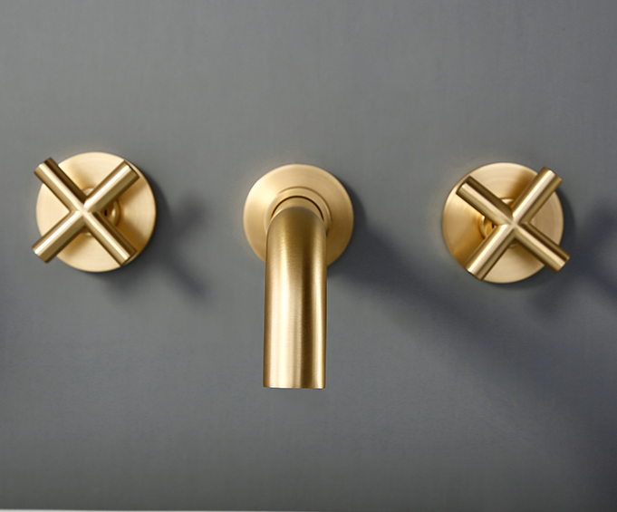 Miniatura: Torneira dourada para parede misturador duplo comando banheiro lavabo ouro fosco três furos