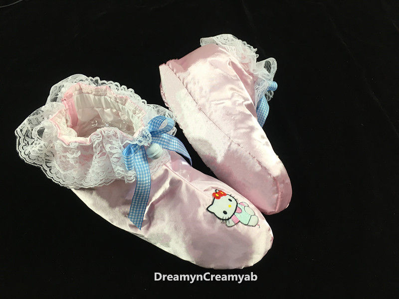 Thumbnail: D&C Adult Baby Hello Kitty Dreamy Pack ~ PK STN