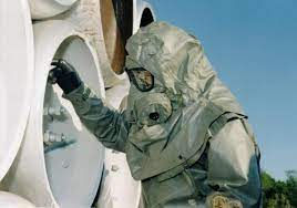 Thumbnail: M40 Gas Mask with built in chemical hood