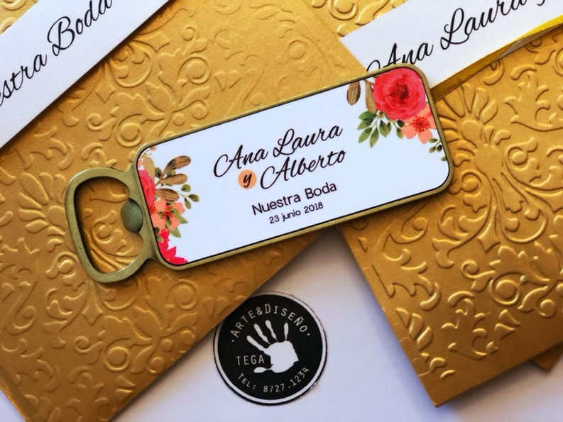Boda invitaciones finas 
papeleria fina 
Cartago 
matrimonio
Costa Rica 
Troqueladas 
Laser 