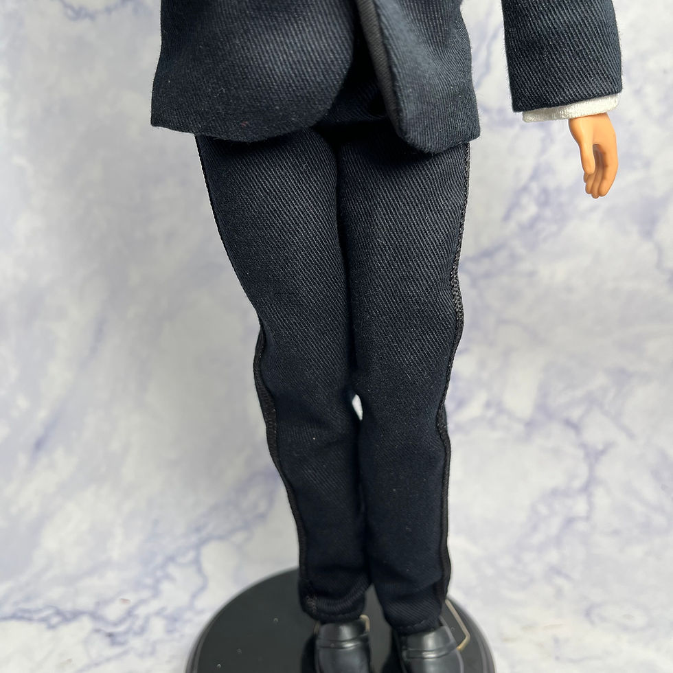 Thumbnail: Barbie (2002) - Collector Doll '007 James Bond’ Ken Doll #B0150