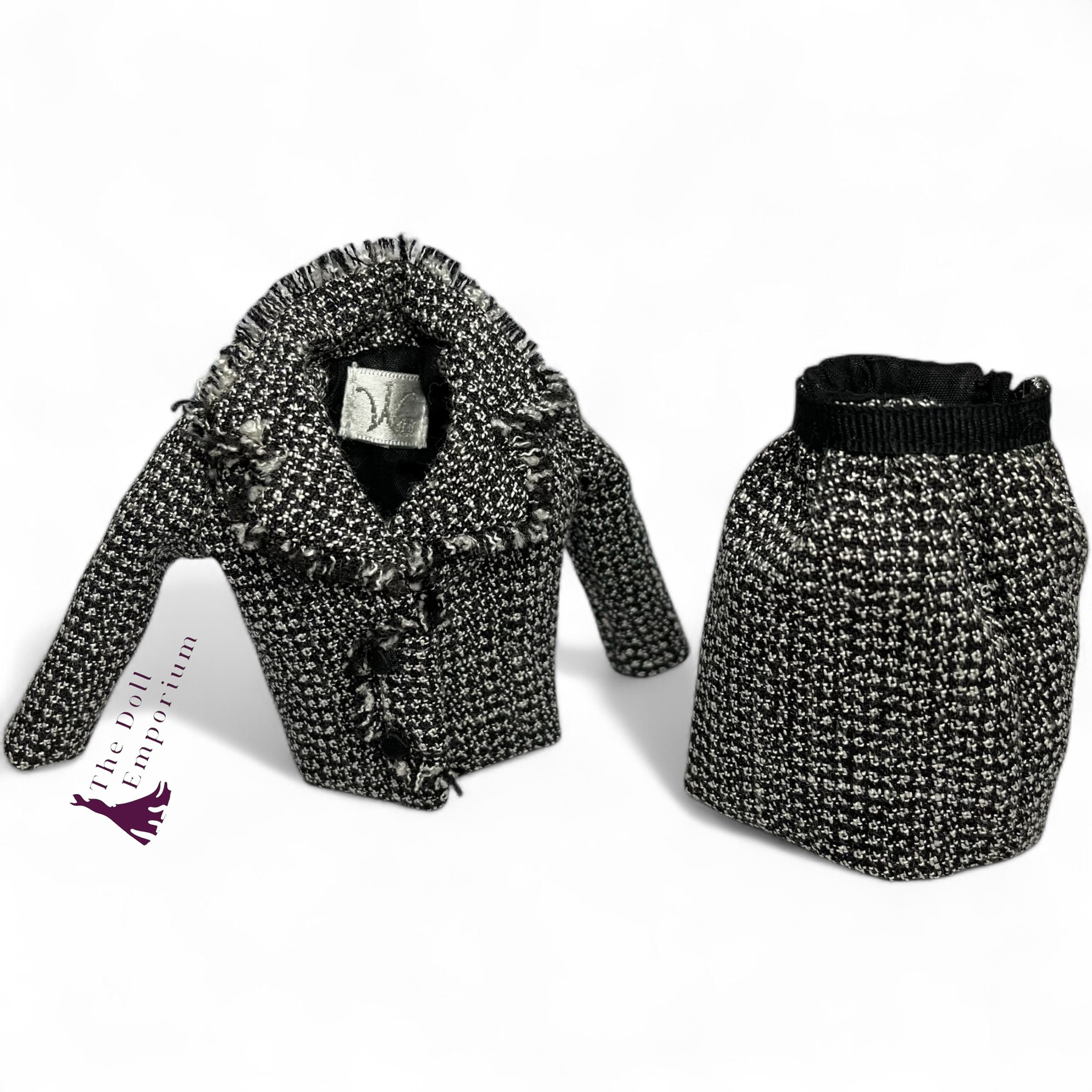 Integrity Toys (2010) - Fashion Royalty Kyori Sato ‘Deceptively Yours’ - Suit