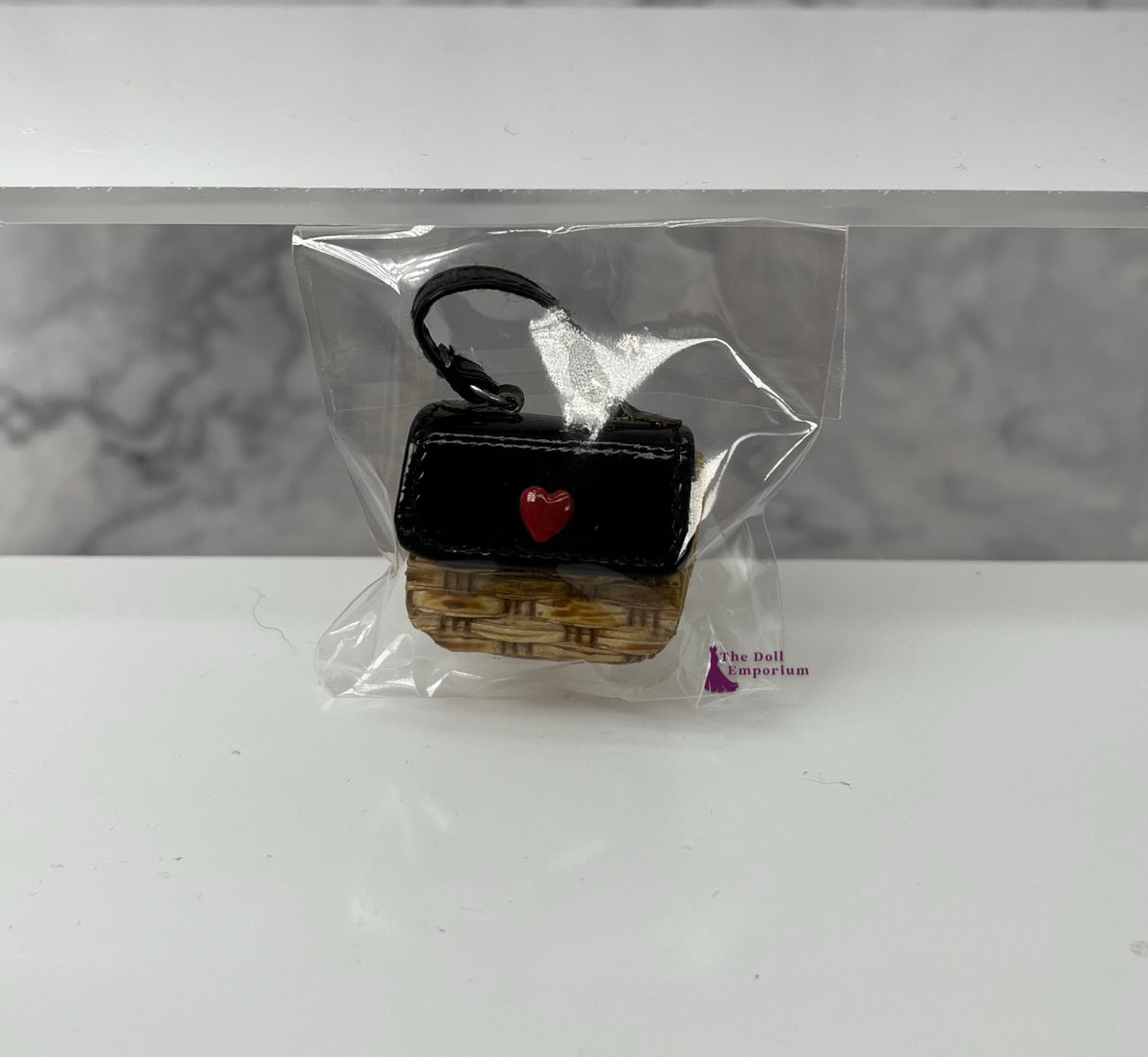 Integrity Toys (2022) - Poppy Parker 'So Curious' Doll - Bag Only