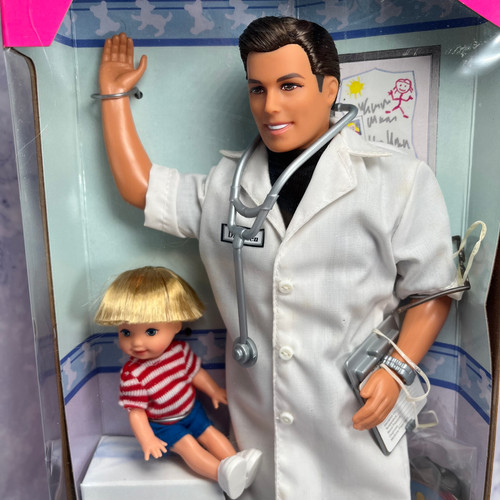 Barbie (1998) Dr Ken Tommy Dolls, New In Damaged Box #18898