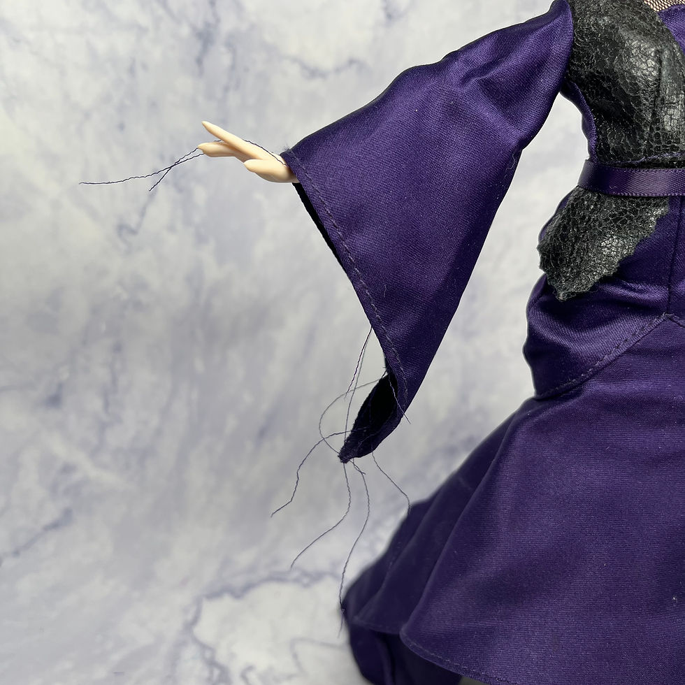 Thumbnail: Disney Store (2015) - Disney Descendants 'Isle of The Lost' - Maleficent Doll