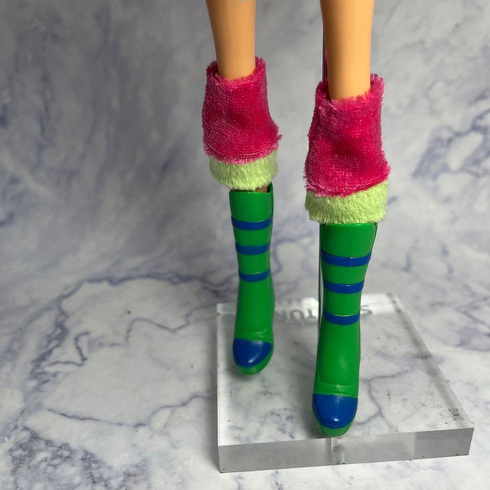 Thumbnail: Winx Club (2011) - Witty Toys ‘Lovix’ Flora doll