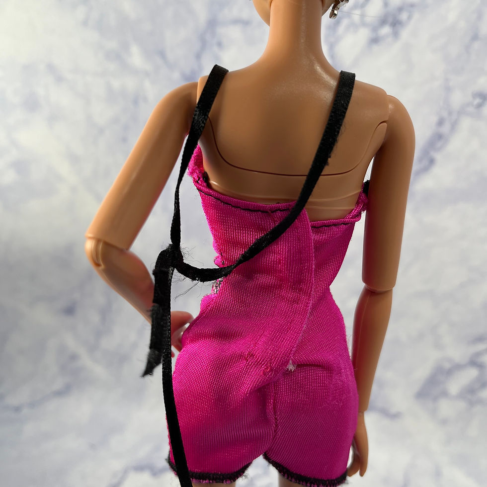 Thumbnail: Barbie (2011) - Articulated Fashionistas 'Jet Set Divas' - Glam Doll, #W1595