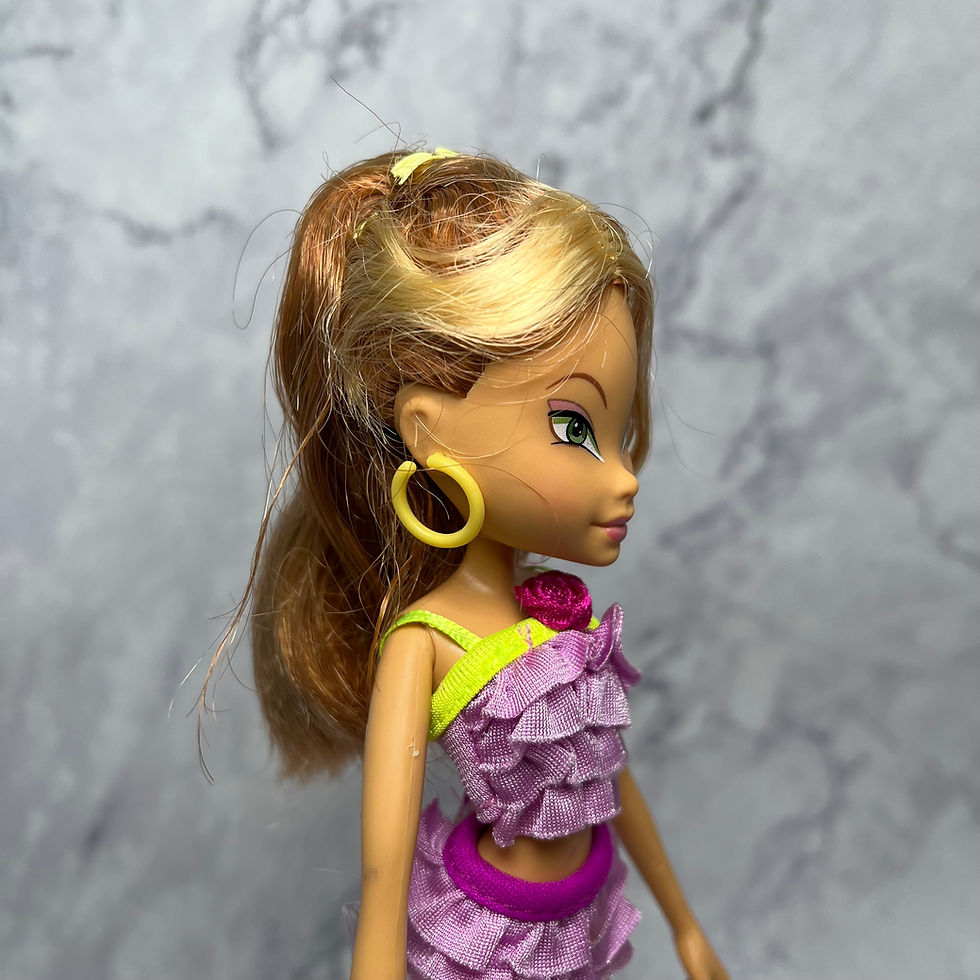 Thumbnail: Winx (2006) - Mattel ‘Slumber Party’ Flora doll