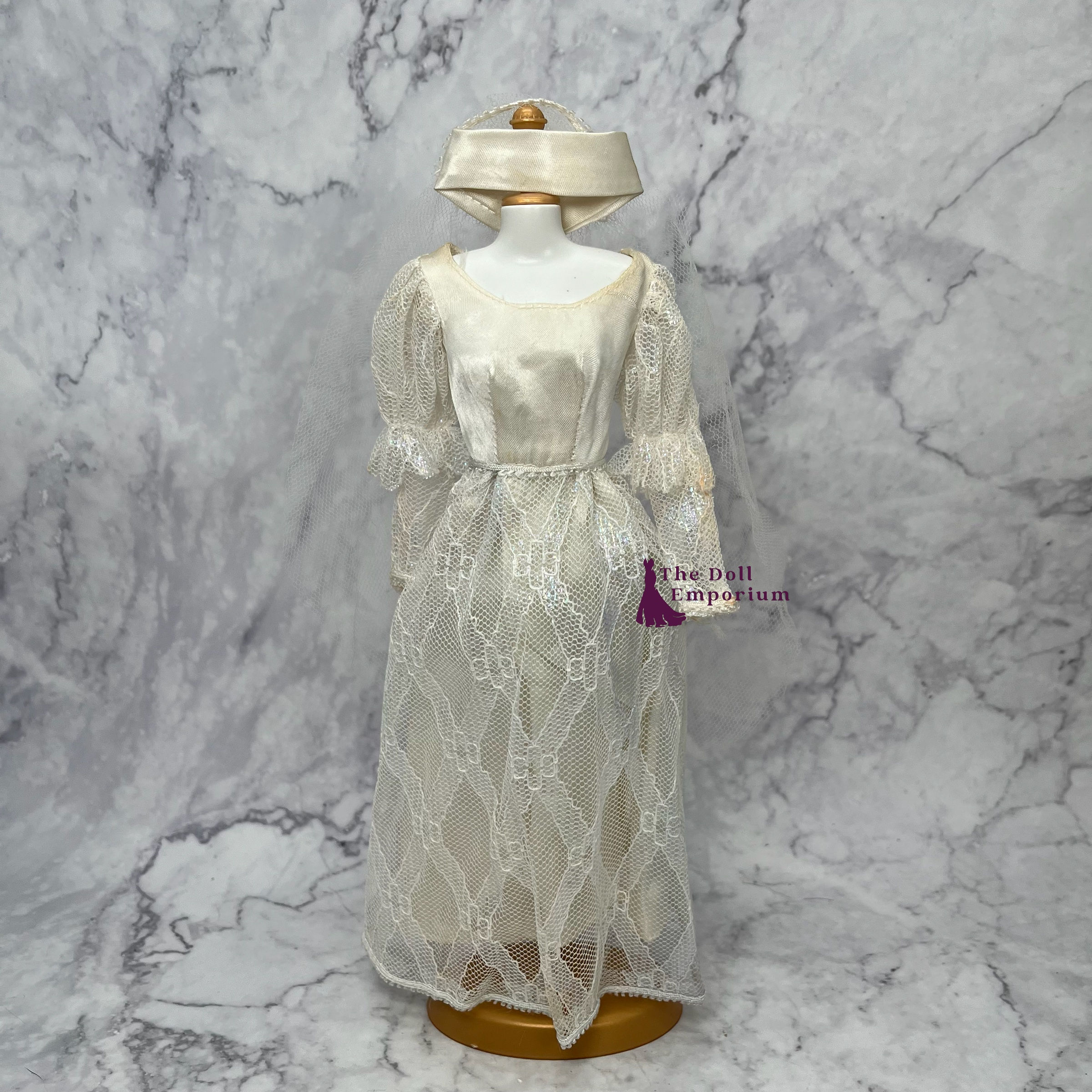 Vintage Barbie (1972) - 'Satin and Shine' Wedding Dress and Veil #3493