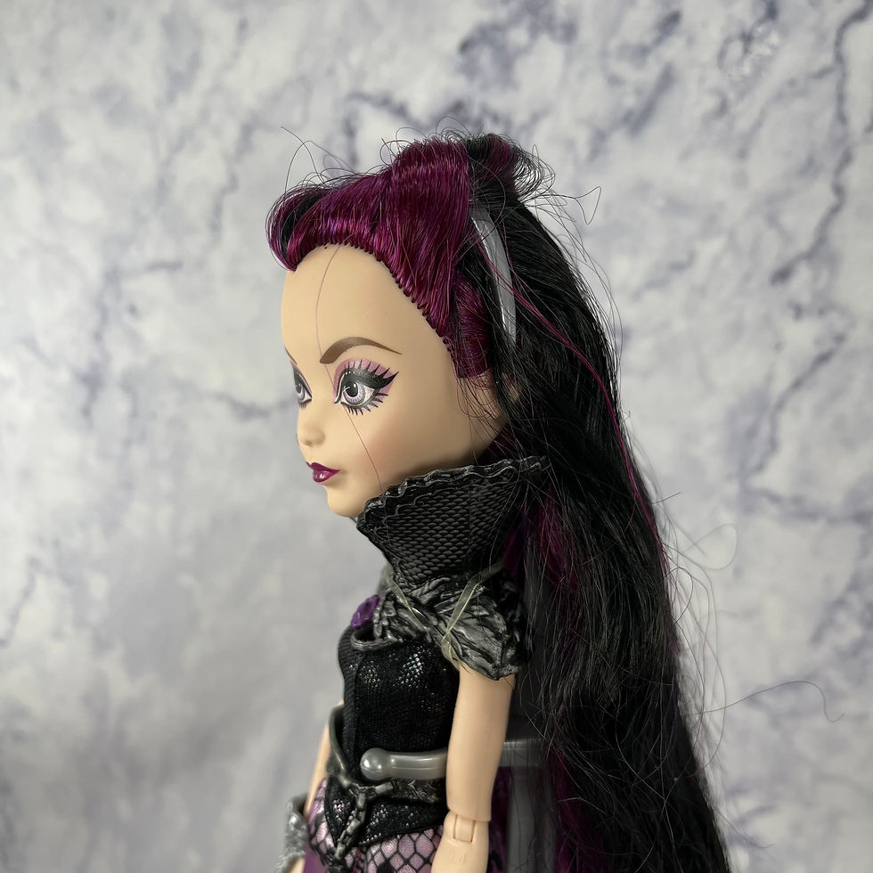 Thumbnail: Ever After High (2013) - 1st Wave Signature - Raven Queen Doll #BBD42