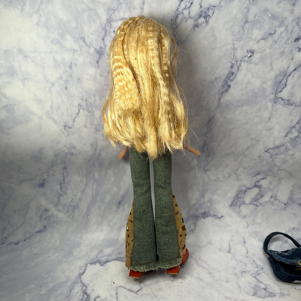 Thumbnail: Bratz (2003) - 'Strut It' - Cloe Doll