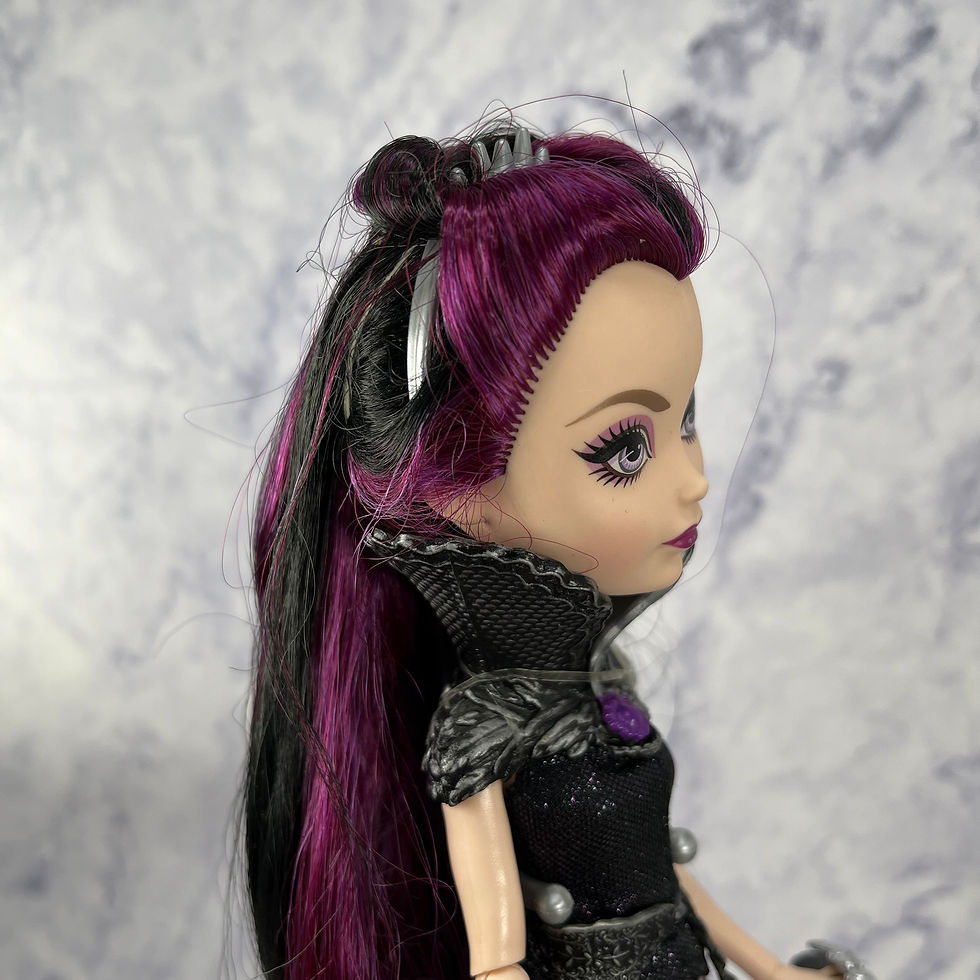 Thumbnail: Ever After High (2013) - 1st Wave Signature - Raven Queen Doll #BBD42