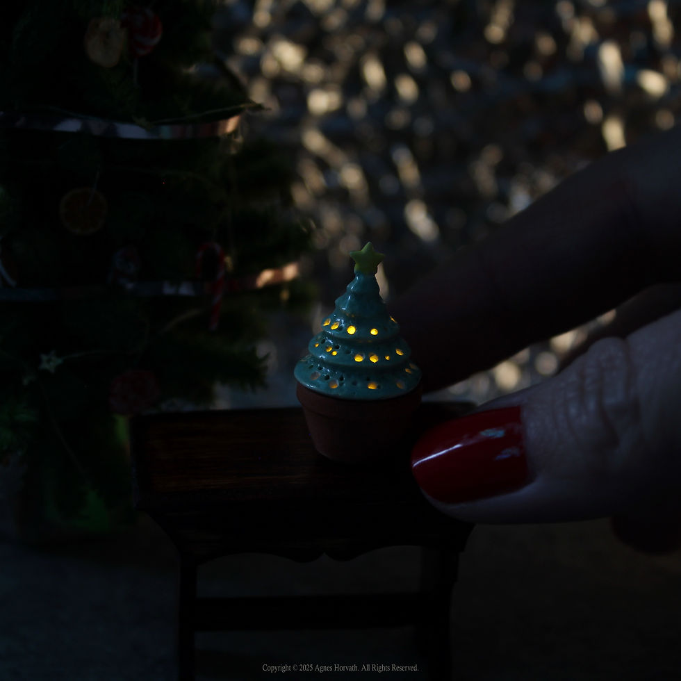 Thumbnail: 1:12 Scale Miniature Cermaic Christmas Tree With Flickering Light