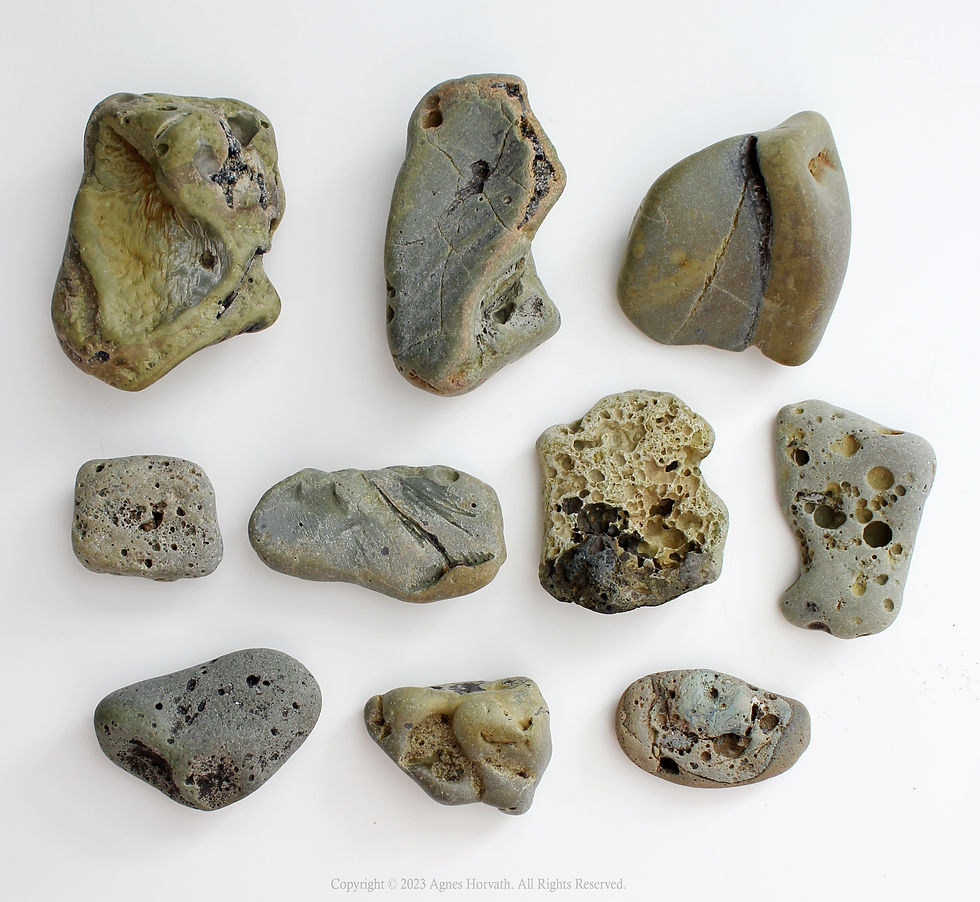 Thumbnail: 10 pcs Victorian Sea Glass Slag 23mm - 50mm From English North East Coast