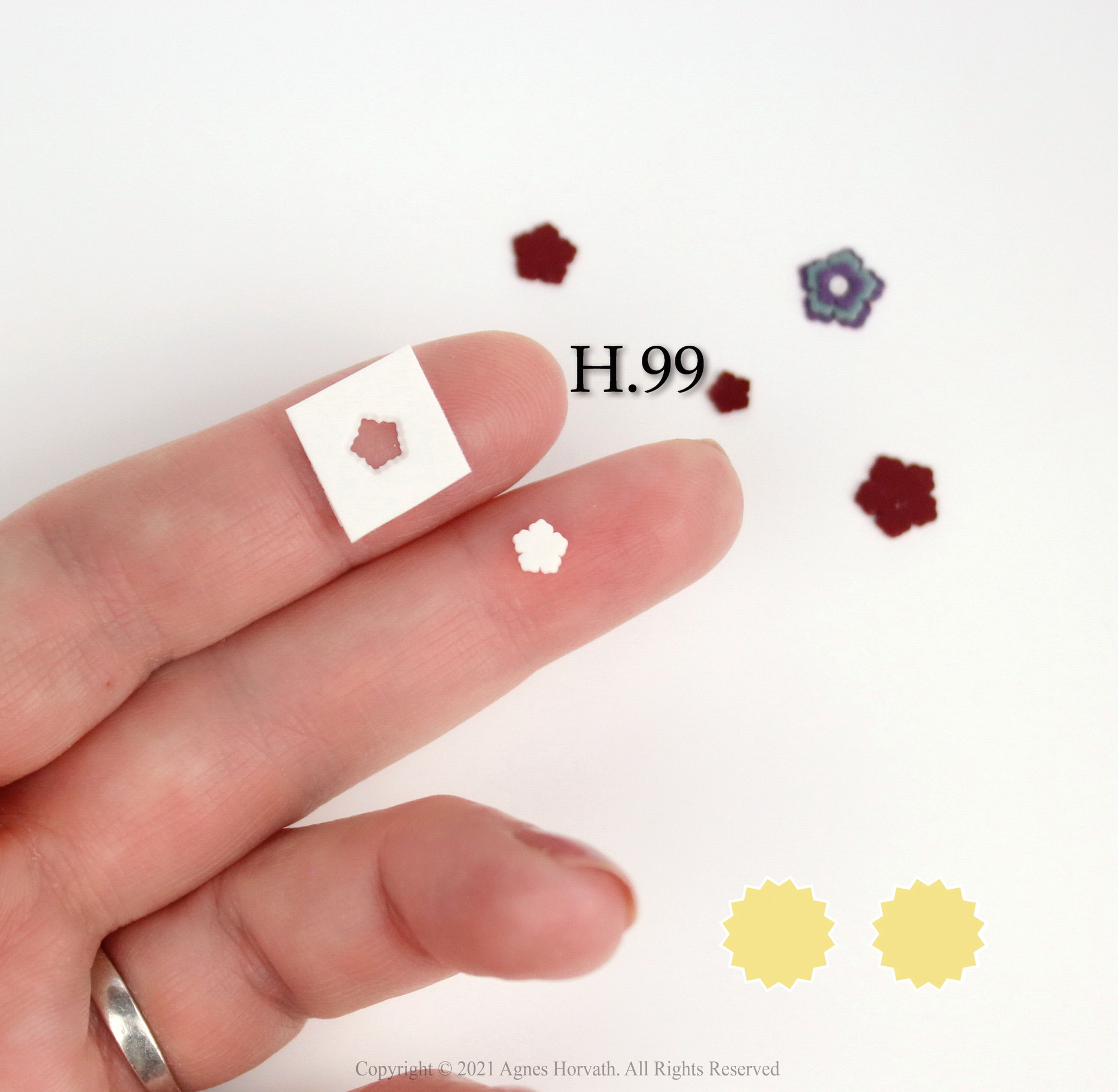 H.099 - Flower - 5mm