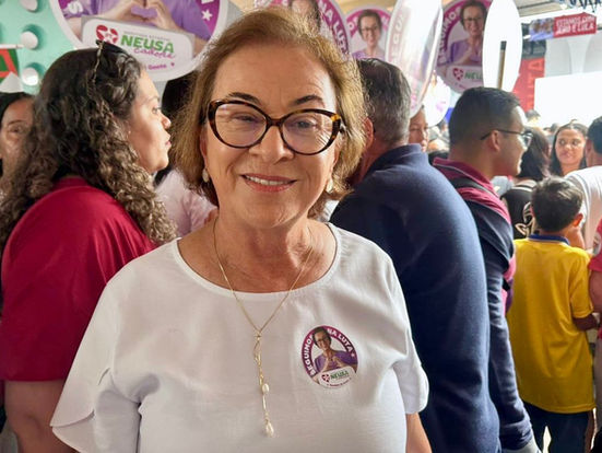 Neusa Cadore diz que Ipirá vive grandes conquistas com escolas, Policlínica e obras do governo Jerônimo