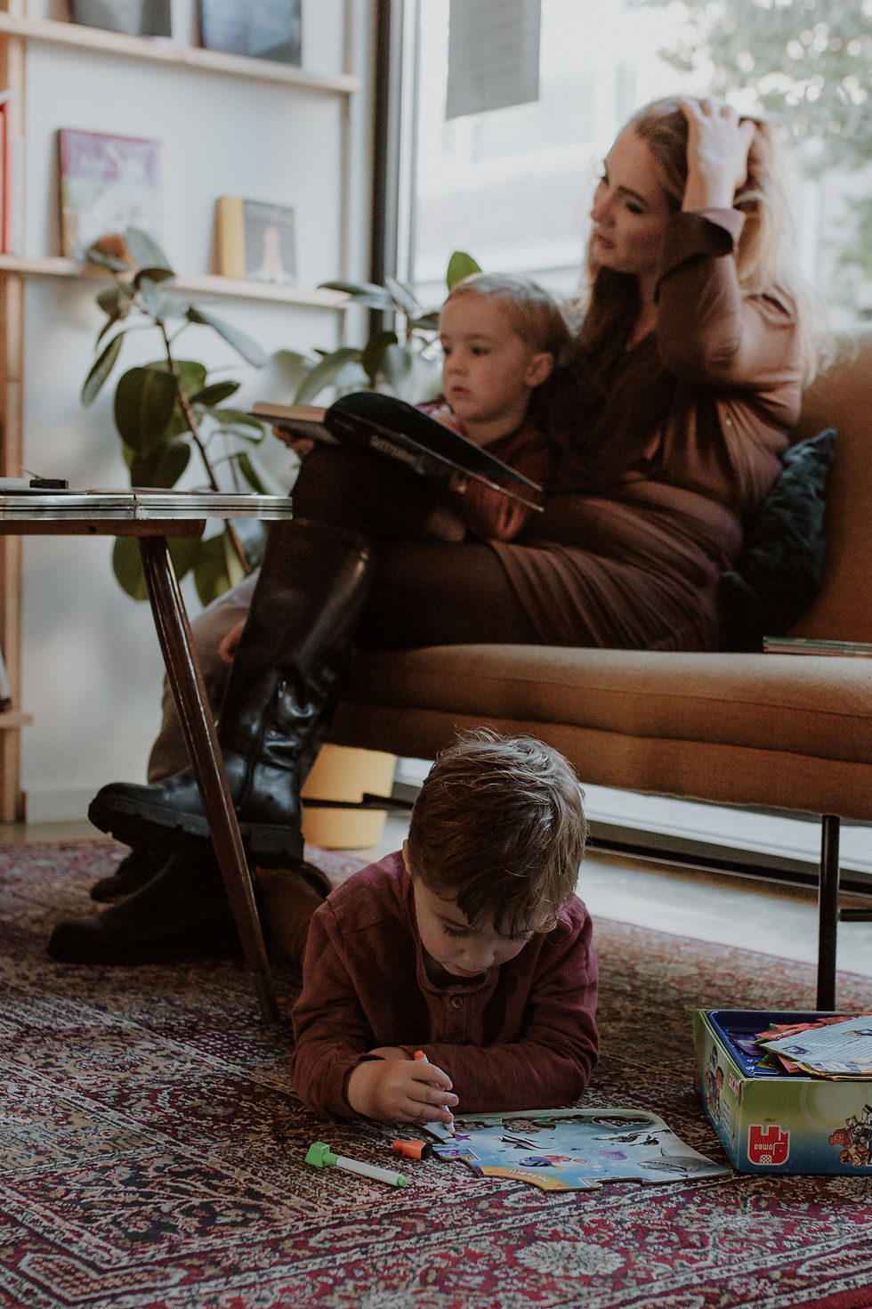 Motherhoodshoot in Arnhem bij jullie favoriete koffietentje