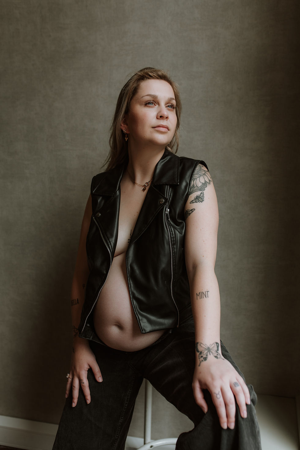 Editorial Zwangerschapsshoot daglichtstudio