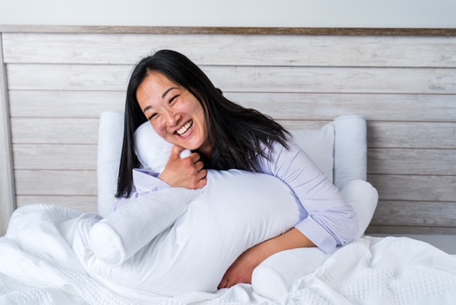 Sleep Expert Katelyn Anderson of Eqip Sleeping Company with Cozy Case