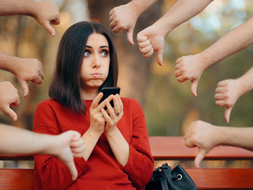 How to Handle Criticism Well (& When to Ignore It)