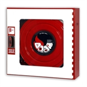 BIE-25 puerta con visor 680x650x180 Plus (REF: 0901)