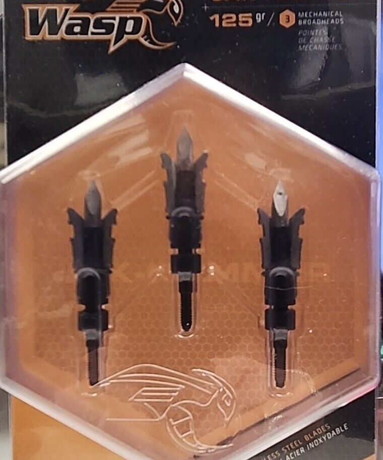 Set of three black and silver arrow broadheads in clear packaging