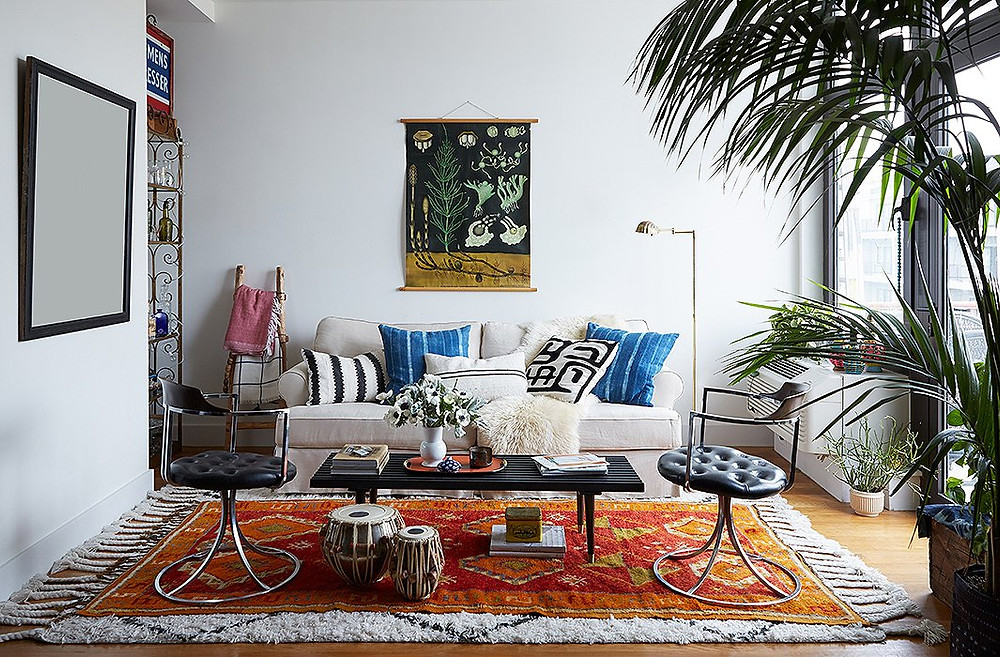 Oddly Shaped Living Room Idea