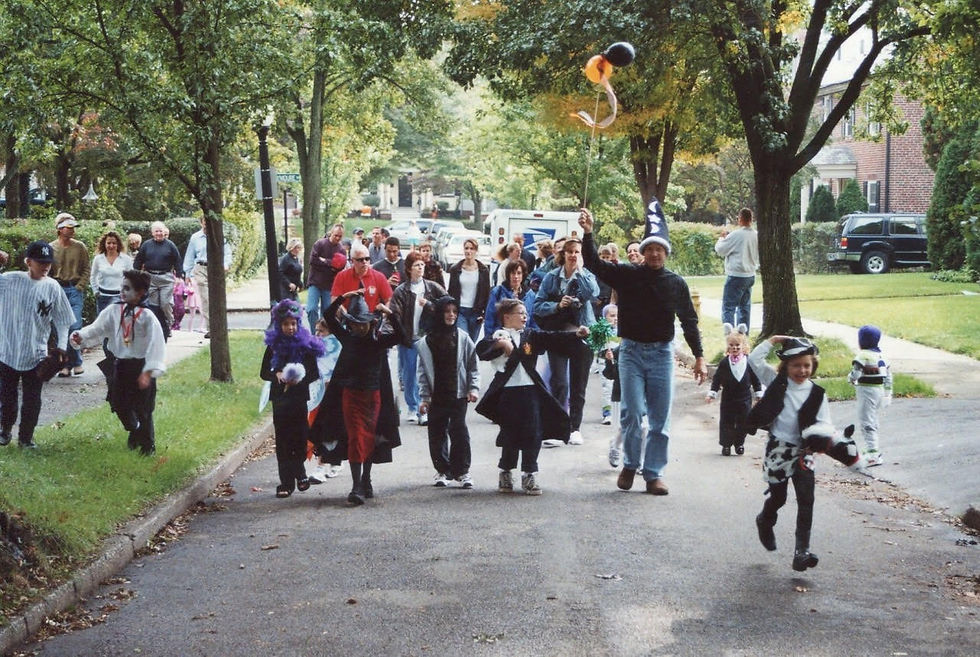 Halloween Parade + Chili Cookoff