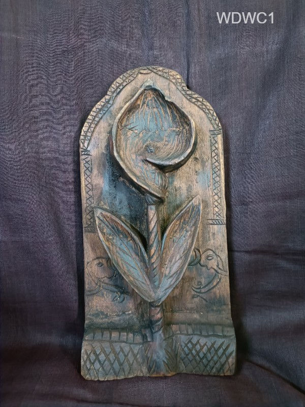 Wall decor: Wood-curved flower