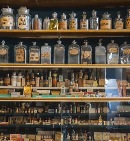 Vitrine de boticário vintage