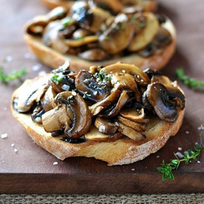 Bruschetta com Cogumelos Caramelizados