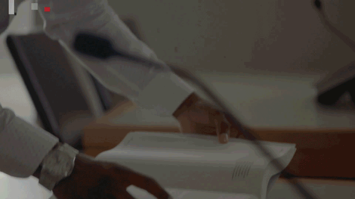 09.gif