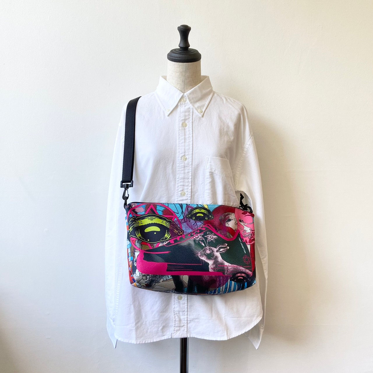 street sneaker:眼球花咲うさぎ