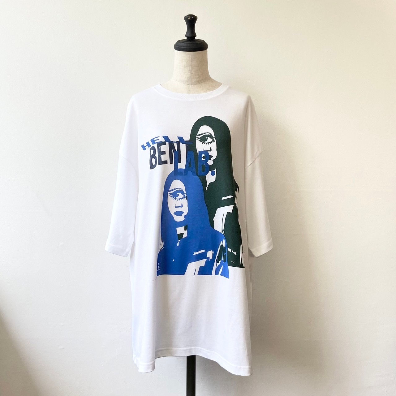 双子のサイクロプスな女/ビッグシルエットTシャツ