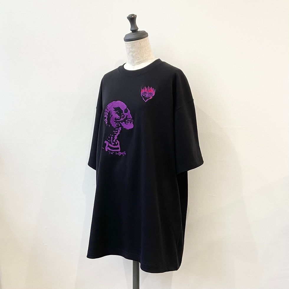 サムネイル： ハートに火をつけ...た/極厚ビッグシルエットTシャツ