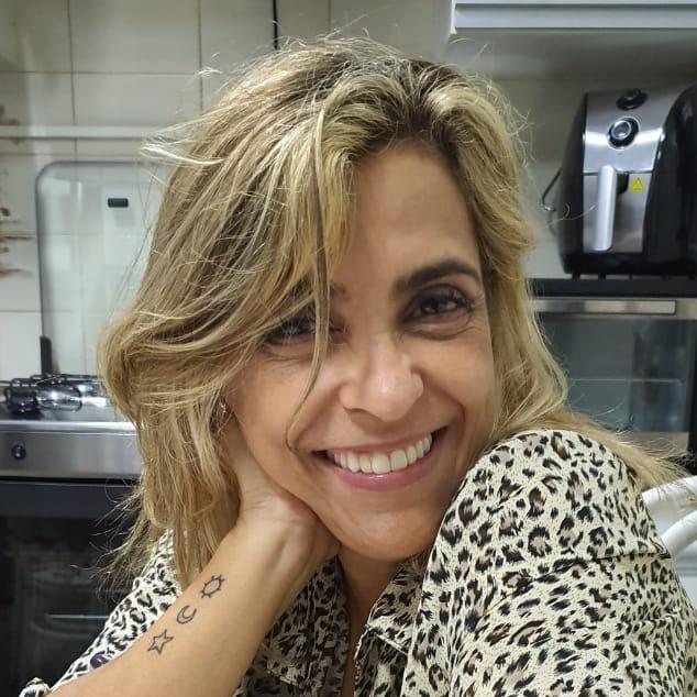 Aparecida Maciel da Silva Shikida.gif