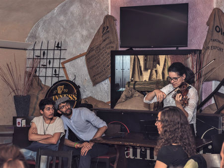 Vieni anche tu con noi, Leggiamo/ascoltiamo!