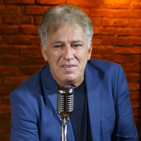 Cantor J. Neto Passa por Cirurgia Após Infarto e Permanece Sem Previsão de Alta