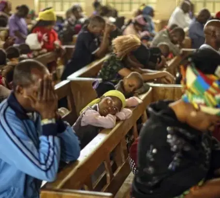 Nigéria: violência contra os cristãos não destrói a fé, mas a multiplica.