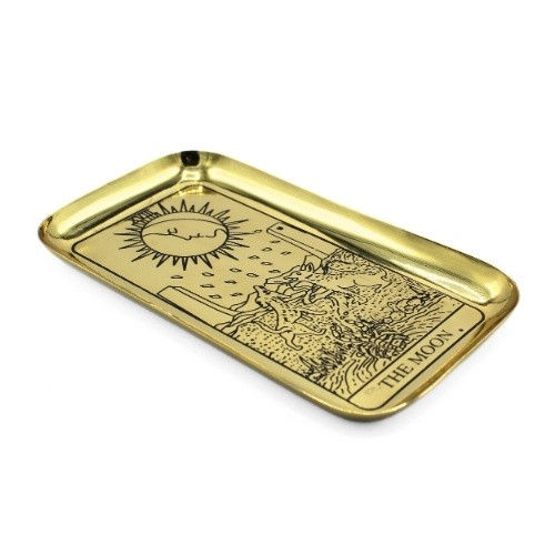 Miniature : Vue latérale d’un plateau tarot en laiton doré La Lune, support pour pierres, bijoux et objets rituels