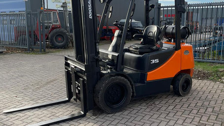 Waarom Handelsonderneming Jennissen het verschil maakt in machines en service