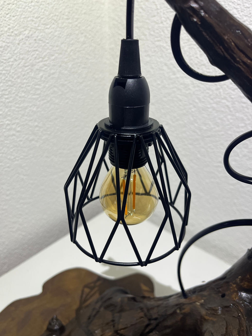 Miniaturbild: Naturholz Tischlampe 