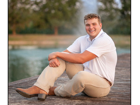CAPTURING MICHAEL: Senior pictures that leave a legacy