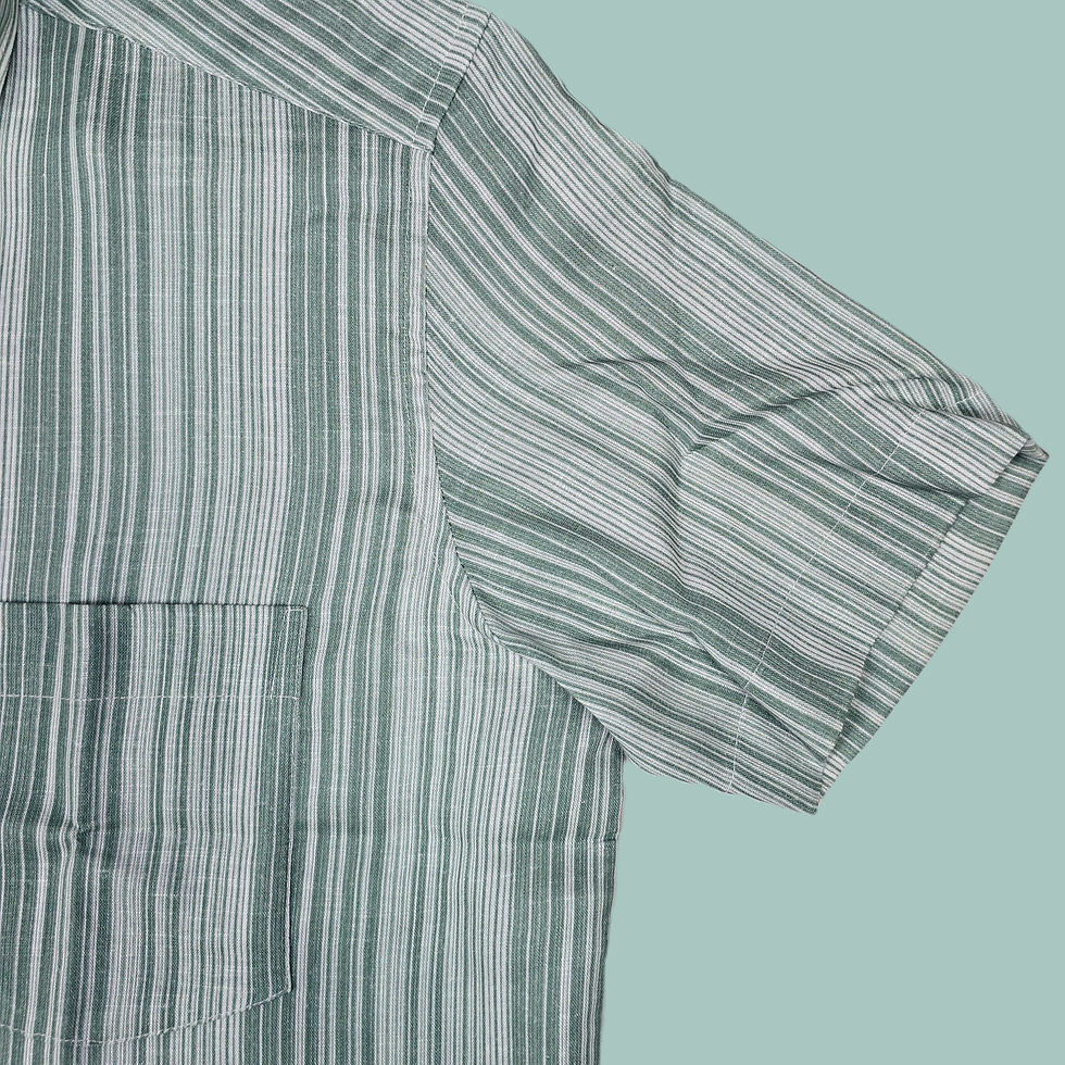 green uneven stripe short-sleeve shirt