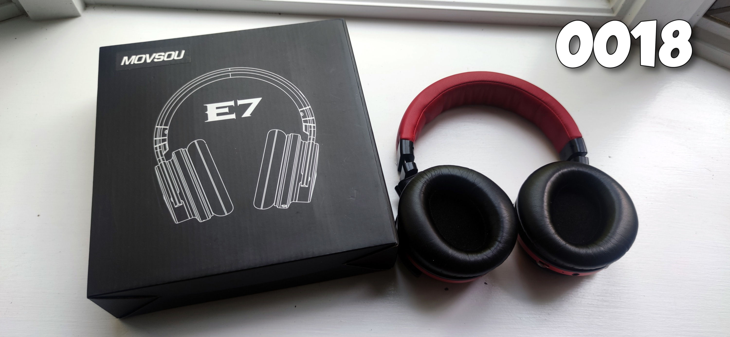 0018 - MOVSSOU E7 Active Noise Canceling Wireless Bluetooth Headphones