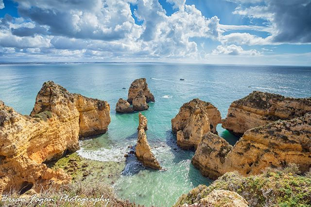 56551825_356215745009952_422965193253659